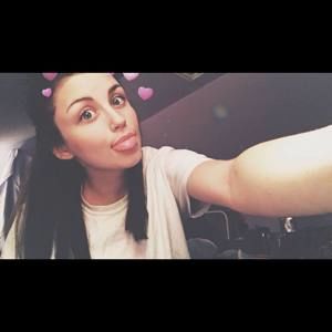 Meet your Posher, Kayla